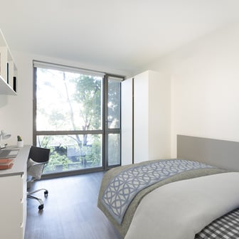 3 Bed Apartment - Image 3