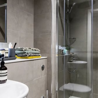 Diamond Ensuite - Image 5