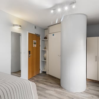 Silver En Suite - Image 4