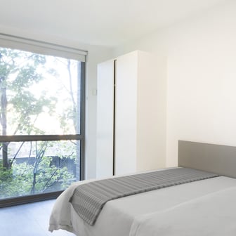 3 Bed Apartment - Image 5