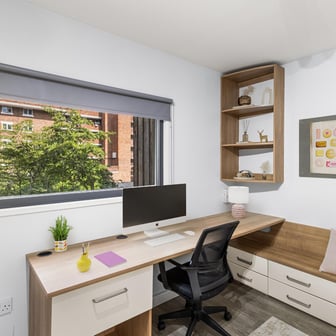 Silver En Suite - Image 3