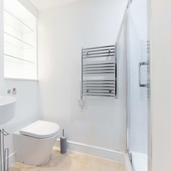 Large Double Bedded Rooms (Premium) - Image 5