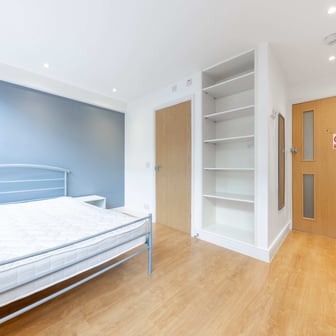 Large Double Bedded Rooms (Premium) - Image 2