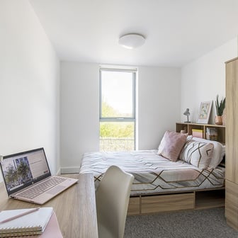 Standard Ensuite - Image 2