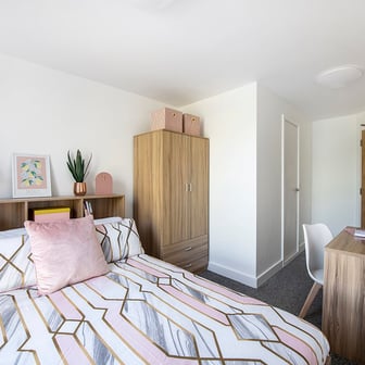 Standard Ensuite - Image 1