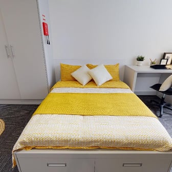 Silver Studio Plus - Image 1