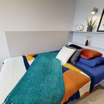 Silver Studio - Image 1