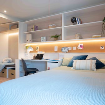 Gold Studio - Image 1