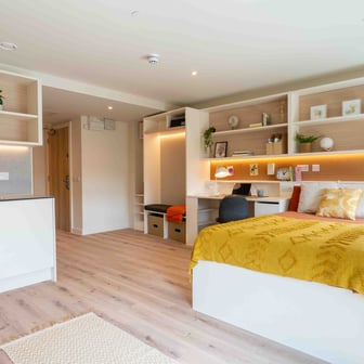 Platinum Studio - Image 1