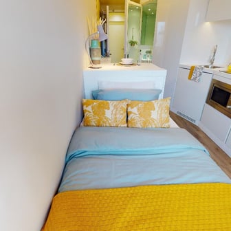 Bronze Studio - Image 1