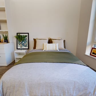 Platinum Studio Plus - Image 1