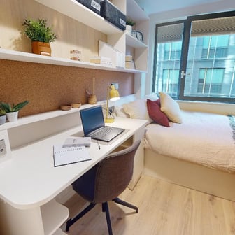 Platinum 2 Bed Apt Plus - Image 1