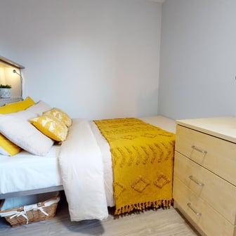 Gold En Suite DDA - Image 1