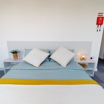 Gold Studio - Image 1