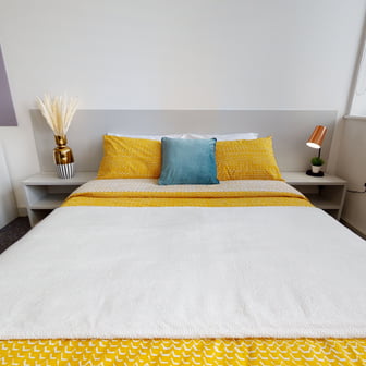 Silver Studio Plus - Image 1