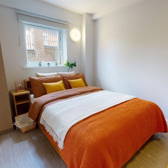 Platinum En Suite - Image 1