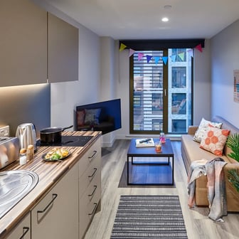 Classic En Suite - Image 19