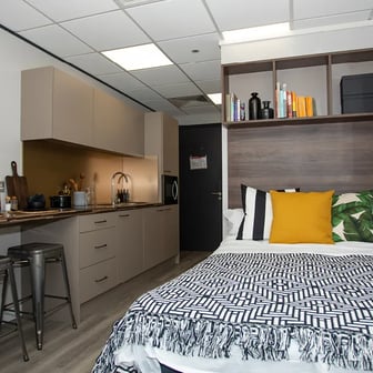 Classic En Suite - Image 17