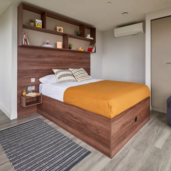 Classic En Suite - Image 21