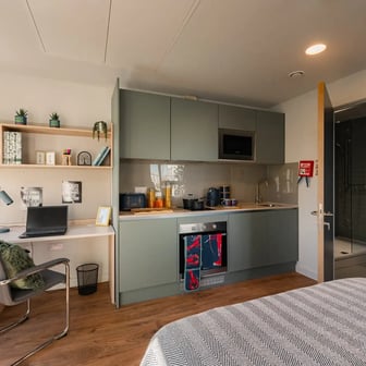 Gold Studio Low Floor - Image 1