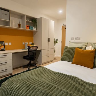 Premium Plus Ensuite - Image 4