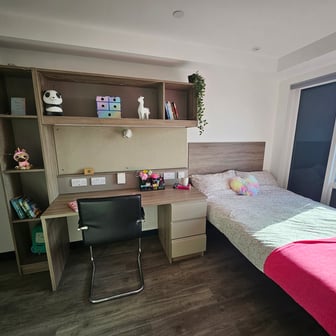 Classic Ensuite - Image 2