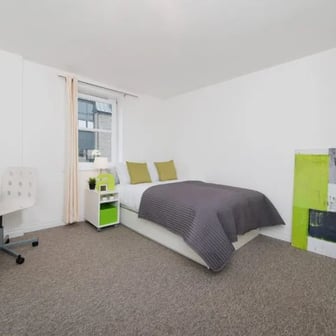 Premium Plus- 6 Bed - Image 1