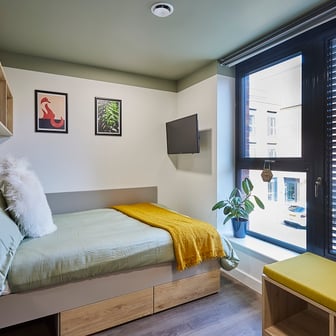 Studio Plus - Image 1