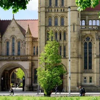 Refurbished En Suite - Image 5