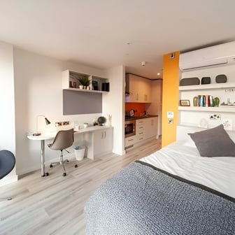 Studio/Accessible Studio - Image 2