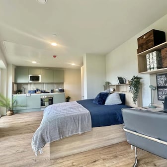 Platinum Studio - Image 1