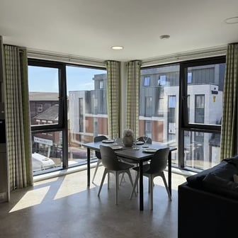 Premier En-suite - Image 2