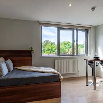 Premium Plus Studio - Image 1