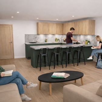 Refurbished En Suite - Image 2