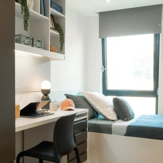Luxe En-suite Cluster Room - Image 2