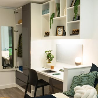 Elite En-suite Cluster Room - Image 2