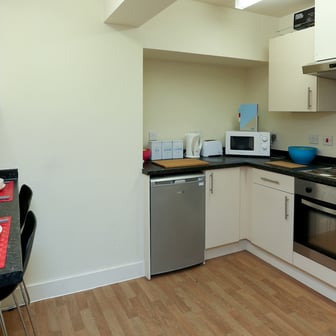 Bronze Non Ensuite - Large - Image 5