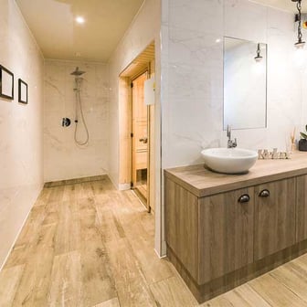 Classic Ensuite - Image 8