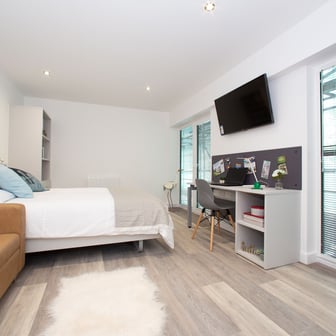 Silver Plus Studio - Image 2