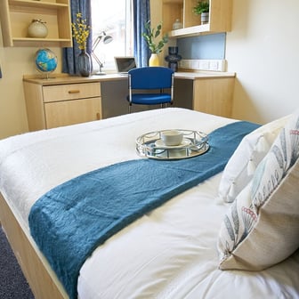 Deluxe Double Ensuite - Image 3