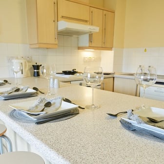 Deluxe Ensuite - Image 7