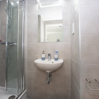 Bronze Plus Studio - Image 5