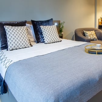 Luxury Studio - Image 1