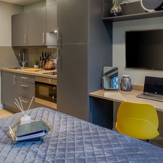 Classic Studio - Image 2