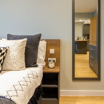 Penthouse 1 Bed Apartment - Image 8