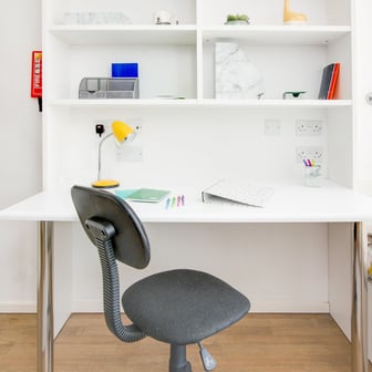 Gold Ensuite - Image 11