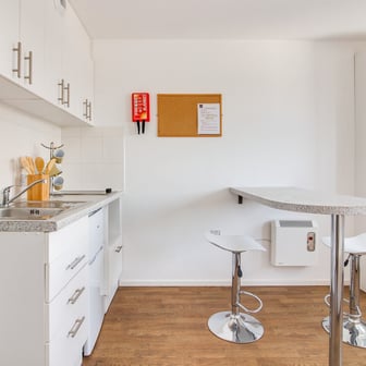 Platinum Studio - Image 8