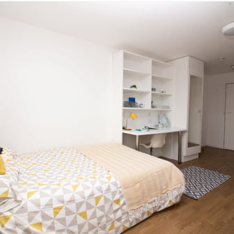 Platinum Studio - Image 1