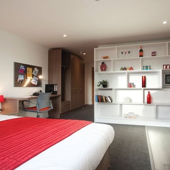 Deluxe Studio - Image 1