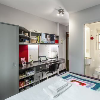 Gold en-suite apartment